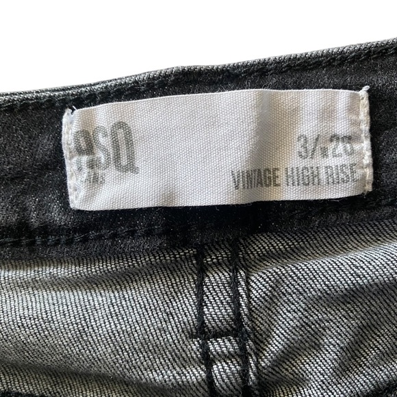 RSQ Vintage High Rise Black Jean Shorts with Raw Hem 3 / W26 - Picture 8 of 11